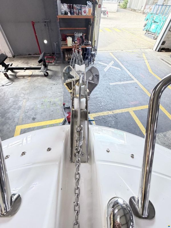 Atlantic Marine 690 Sun Cruiser