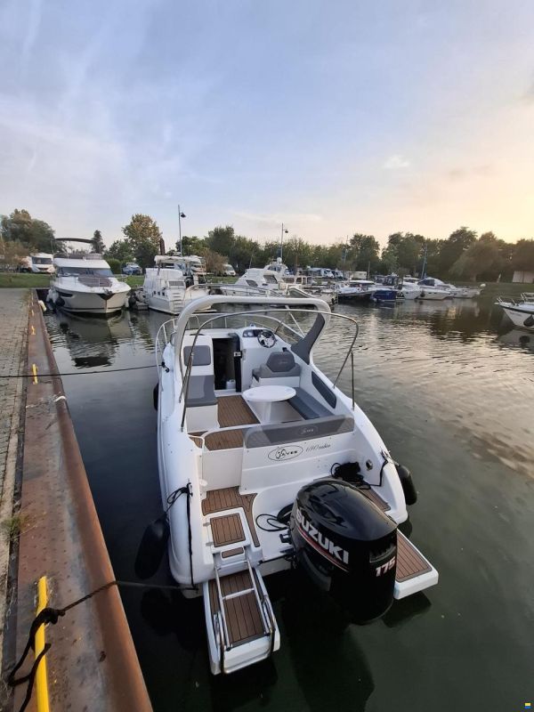 Saver 690 Cabin