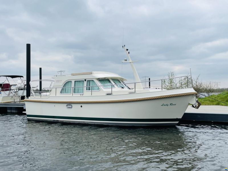 Linssen 29.9 sedan