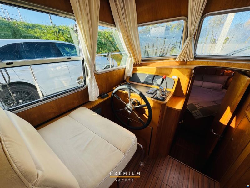 Linssen Grand Sturdy 29.9 sedan