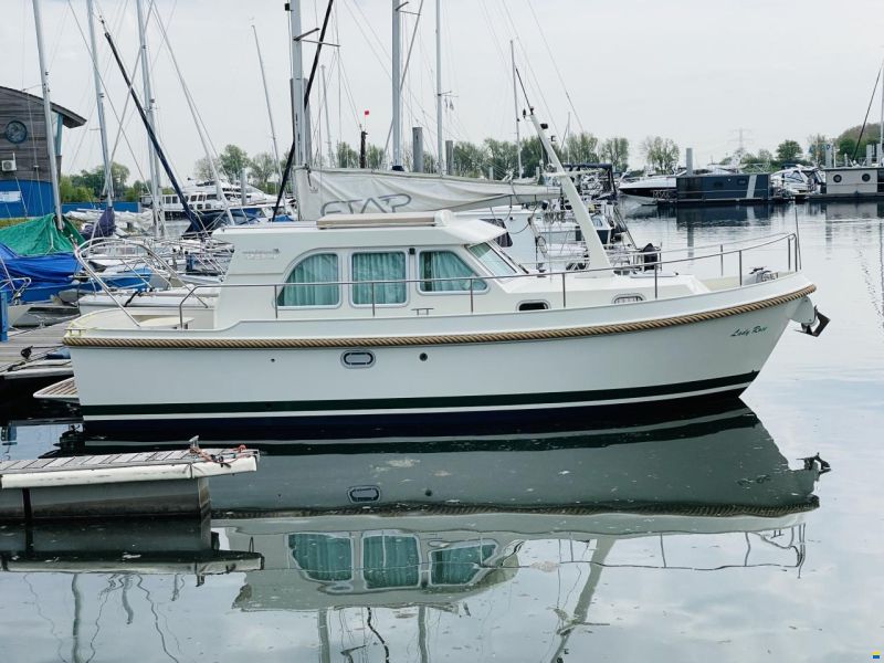 Linssen 29.9 sedan