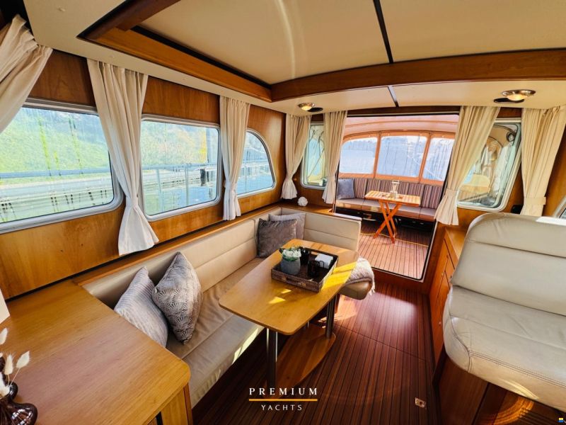 Linssen Grand Sturdy 29.9 sedan
