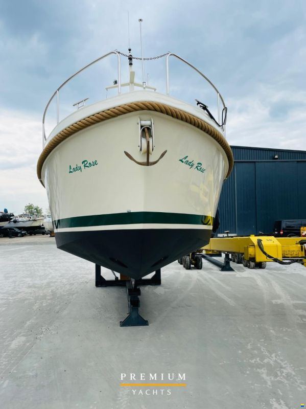 Linssen 29.9 sedan