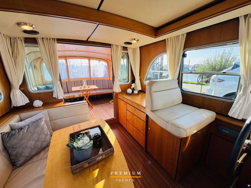 Linssen Grand Sturdy 29.9 sedan