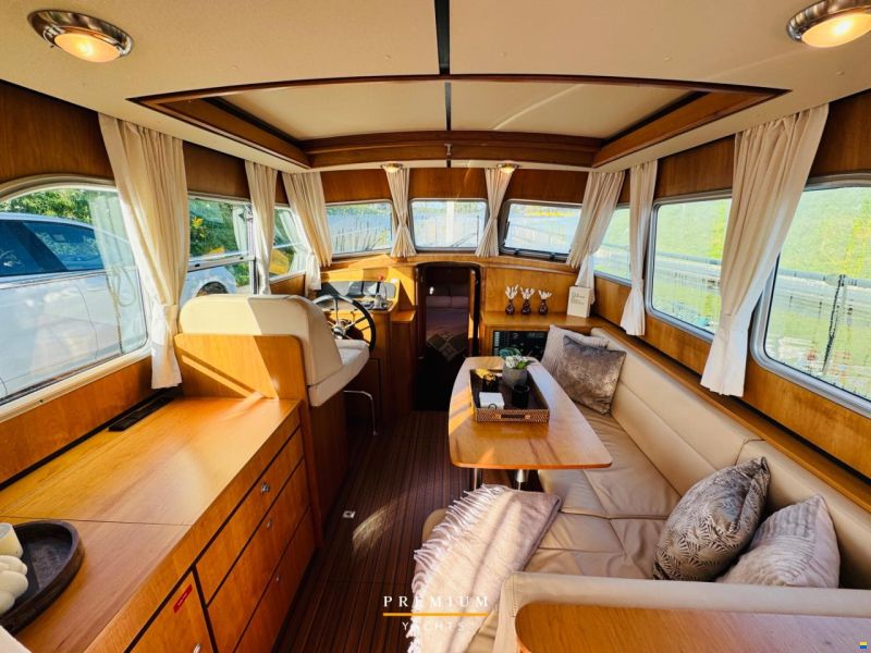 Linssen Grand Sturdy 29.9 sedan