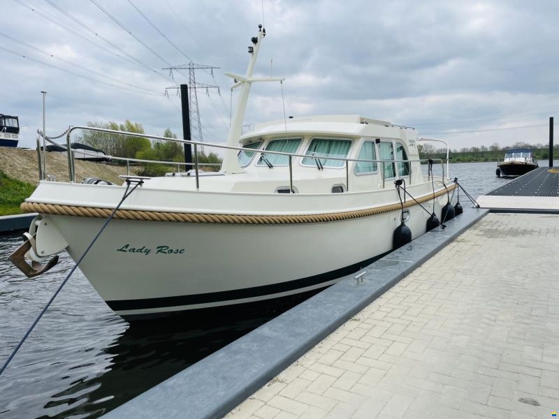 Linssen 29.9 sedan