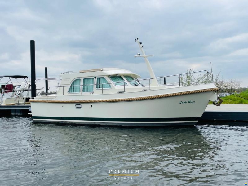 Linssen 29.9 sedan