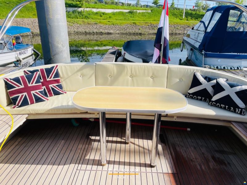 Linssen 29.9 sedan