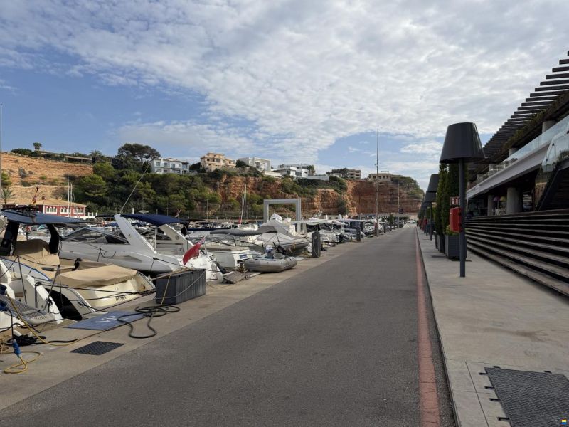11x3.6 - Top location Port Adriano
