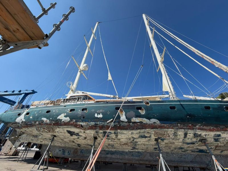 Motorsailer