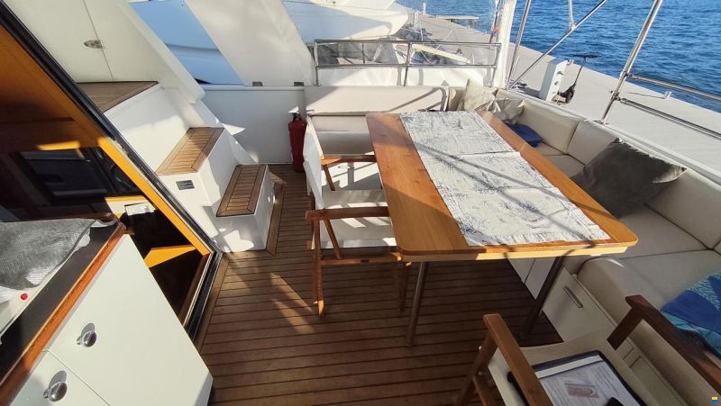 Astor 44