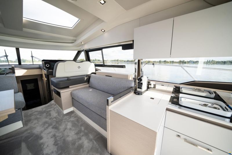 Prestige 460S