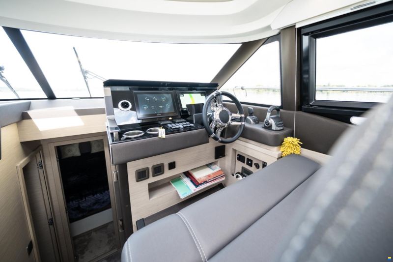 Prestige 460S