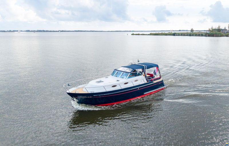 Thomasz Tristan 32 Cabrio