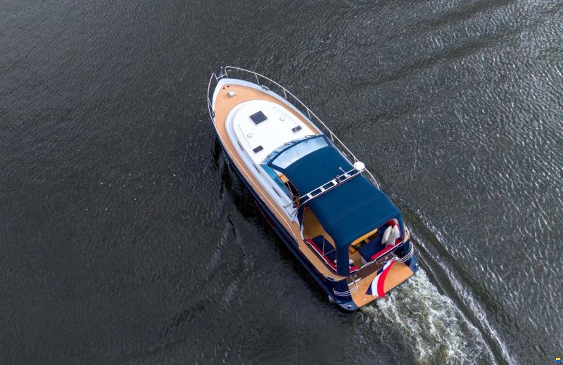 Thomasz Tristan 32 Cabrio
