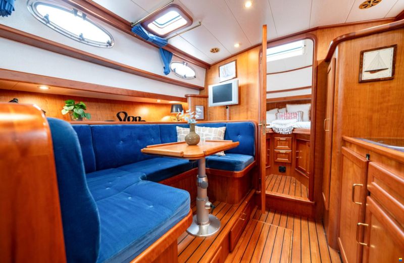 Thomasz Tristan 32 Cabrio