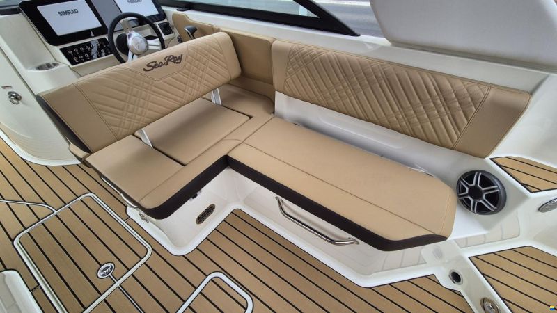 Sea Ray SDX 270 Europe