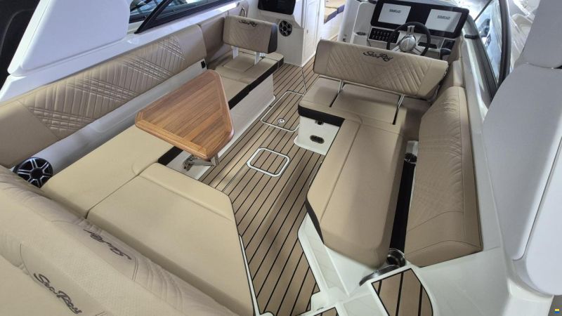 Sea Ray SDX 270 Europe