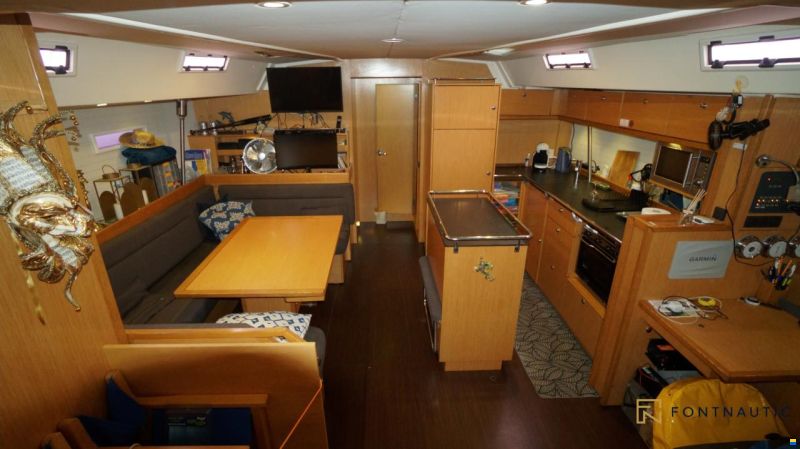 Bavaria 55