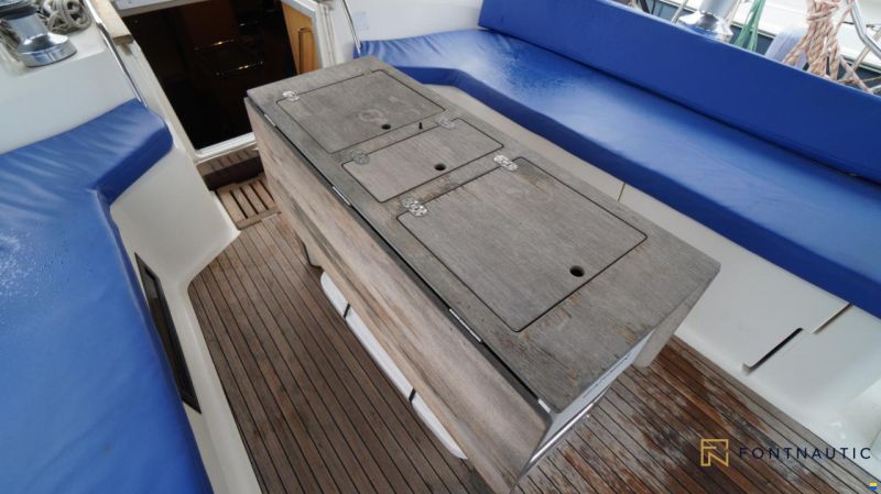 Bavaria 55