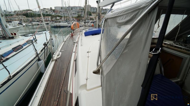 Bavaria 55