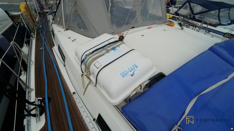 Bavaria 55