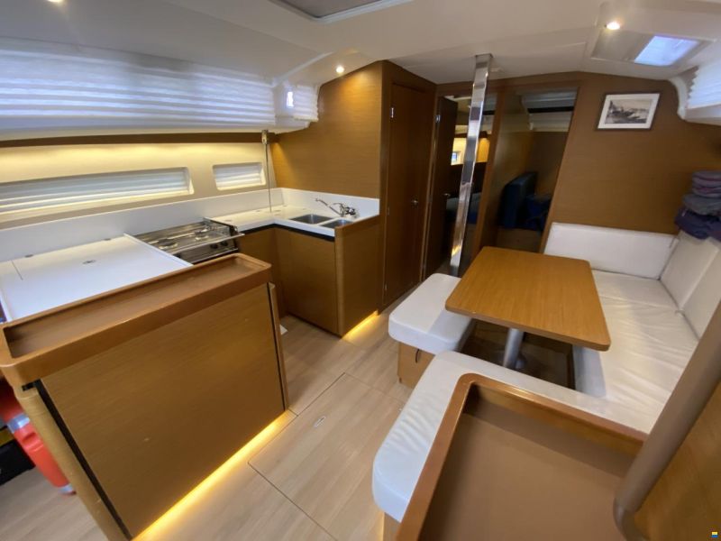 Jeanneau sun odyssey 440