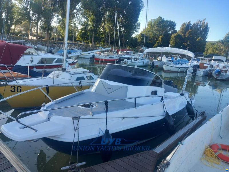 Marinello 590 Cabin