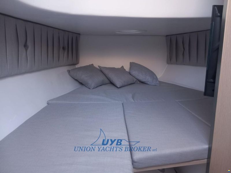 Marinello 590 Cabin