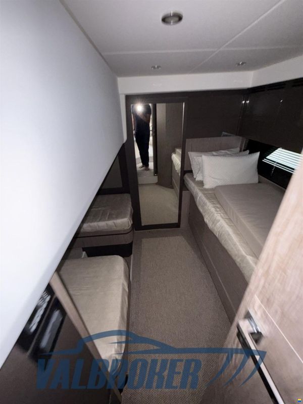 Azimut Atlantis 45