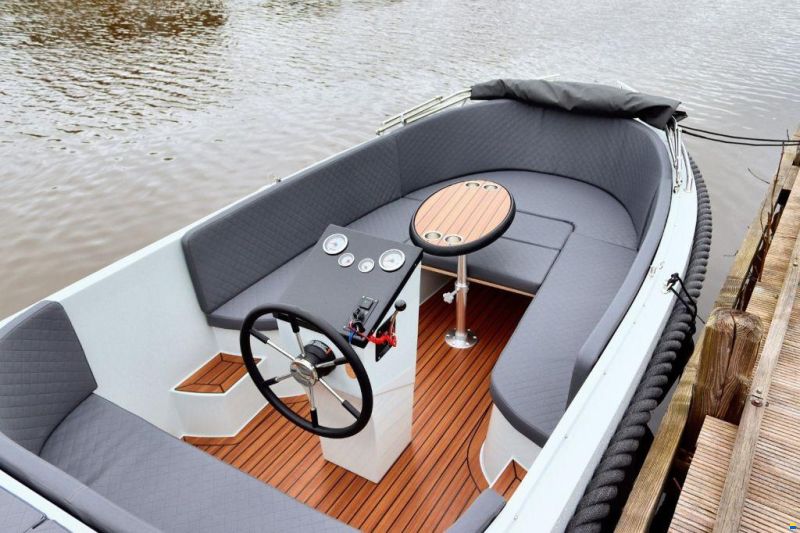 Reitdieper 600