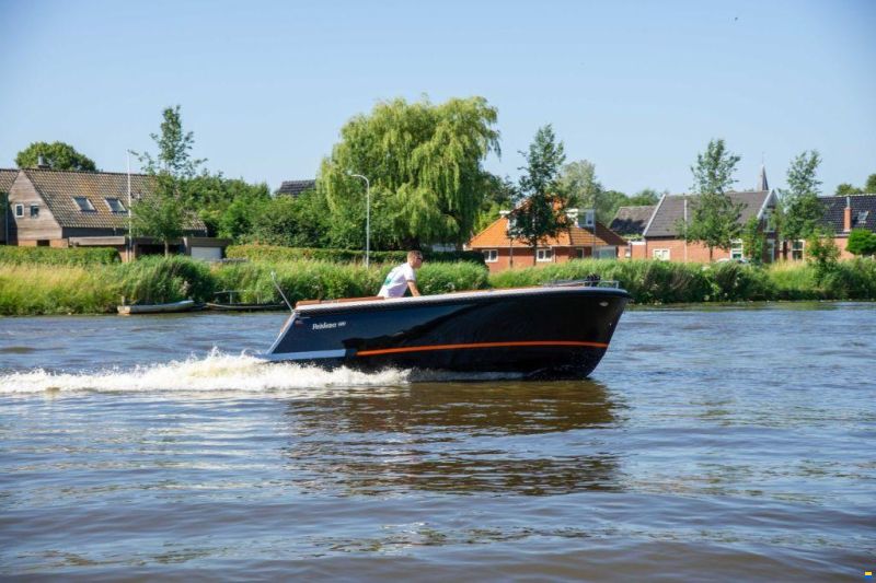 Reitdieper 600