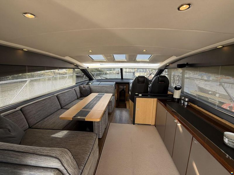 Princess V52