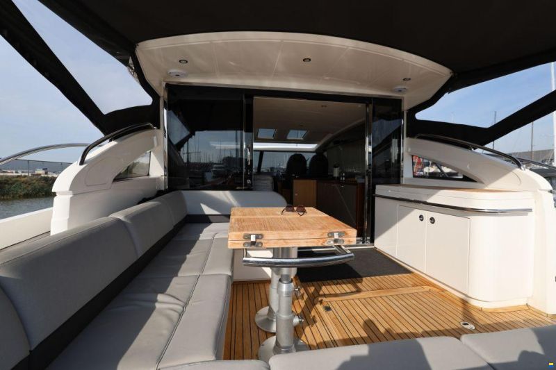 Princess V52
