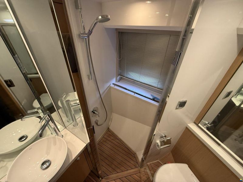 Princess V52