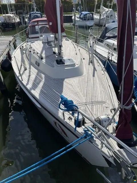 Najad 330