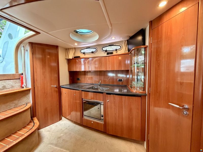 Sealine S38
