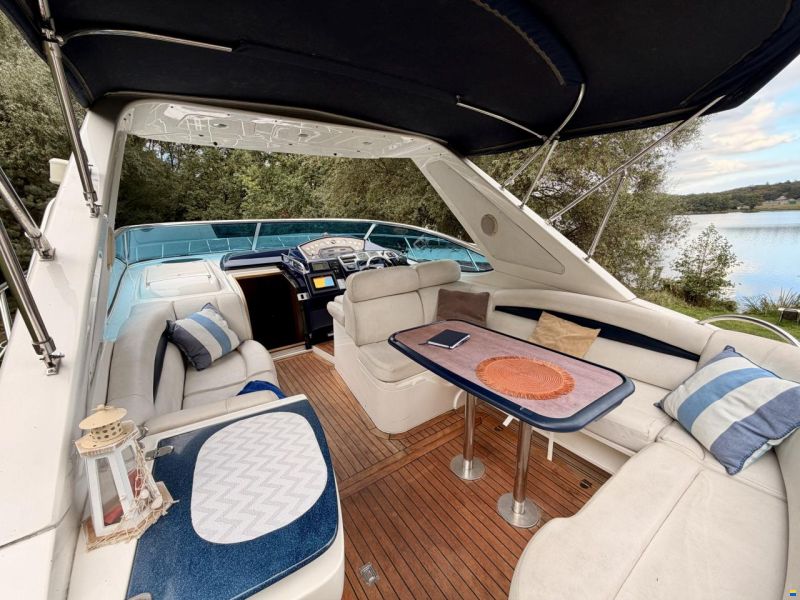 Sealine S38