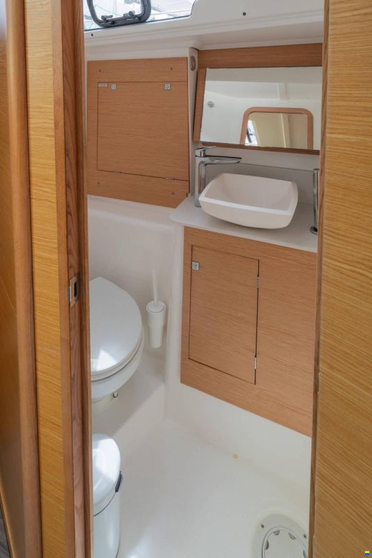 Dufour D390 Grand Large