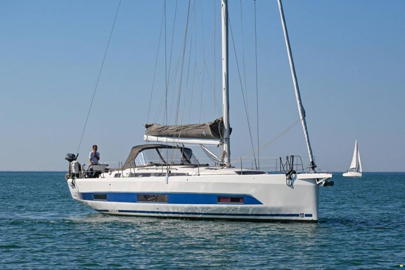 Dufour D470