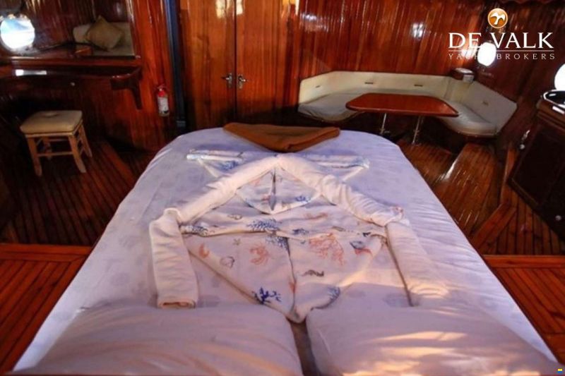 Motorsailer 23M