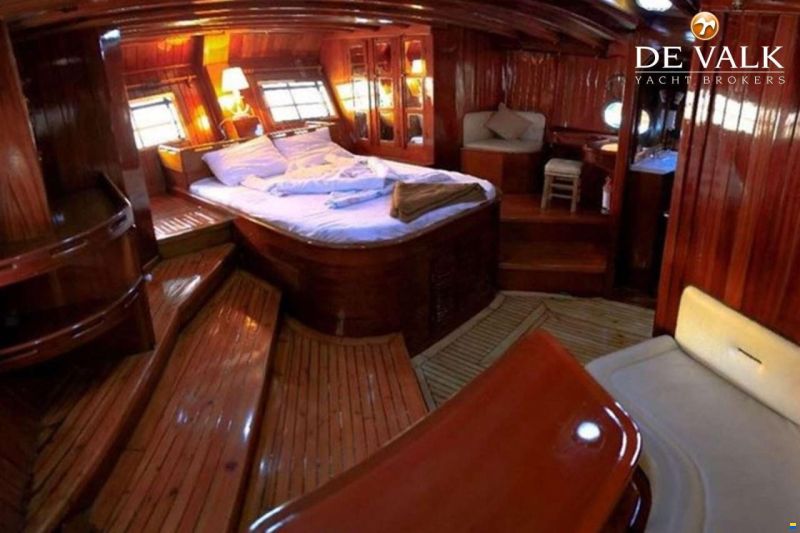 Motorsailer 23M