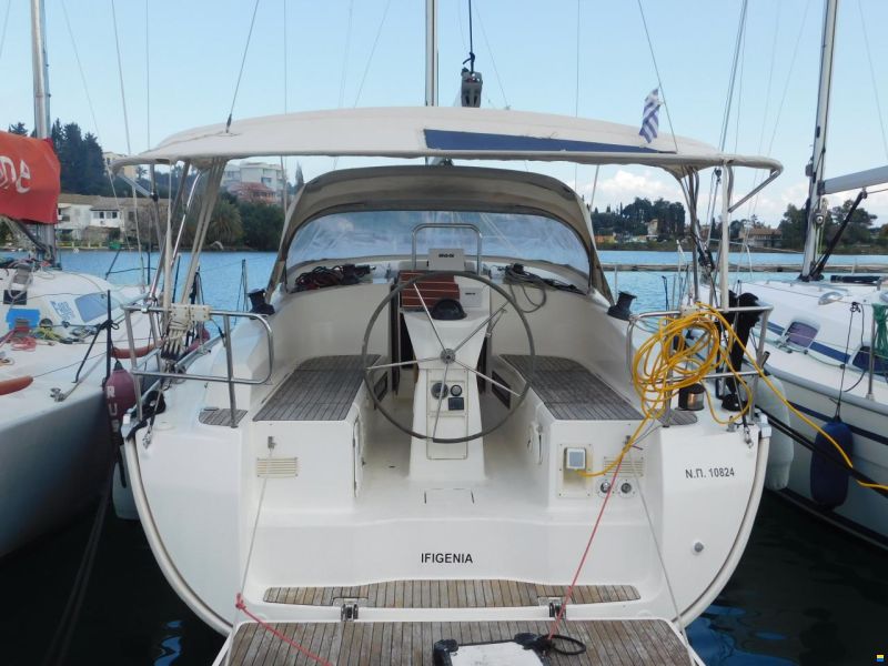 Bavaria 36 cruiser