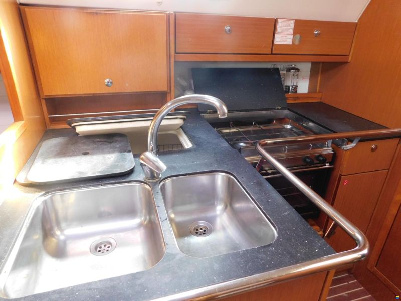 Bavaria 36 cruiser