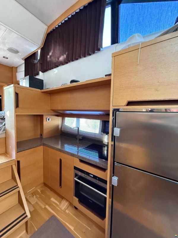 Galeon 420 Fly