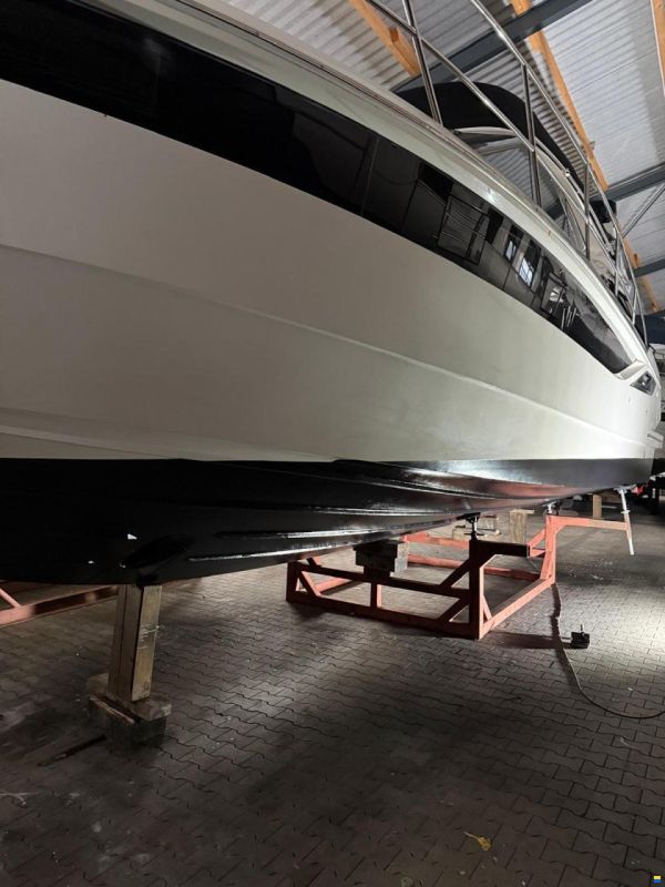 Galeon 420 Fly