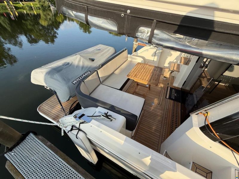 Galeon 420 Fly