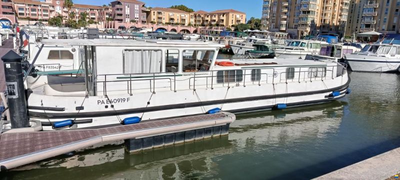 Locaboat 1500R
