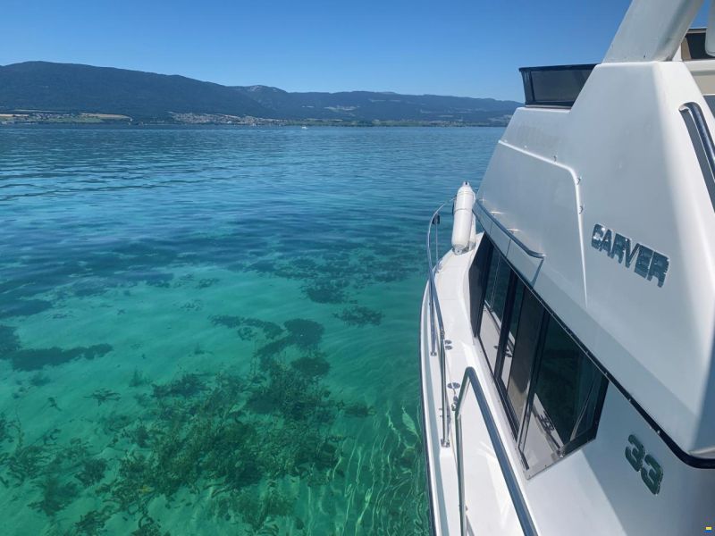 Carver 33 Aft Cabin