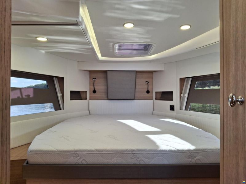 Northman 1050 Trawler Electric